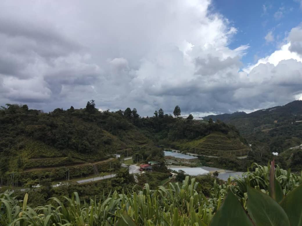 Hotel Glamz Hills Cameron Highlands Esterno foto