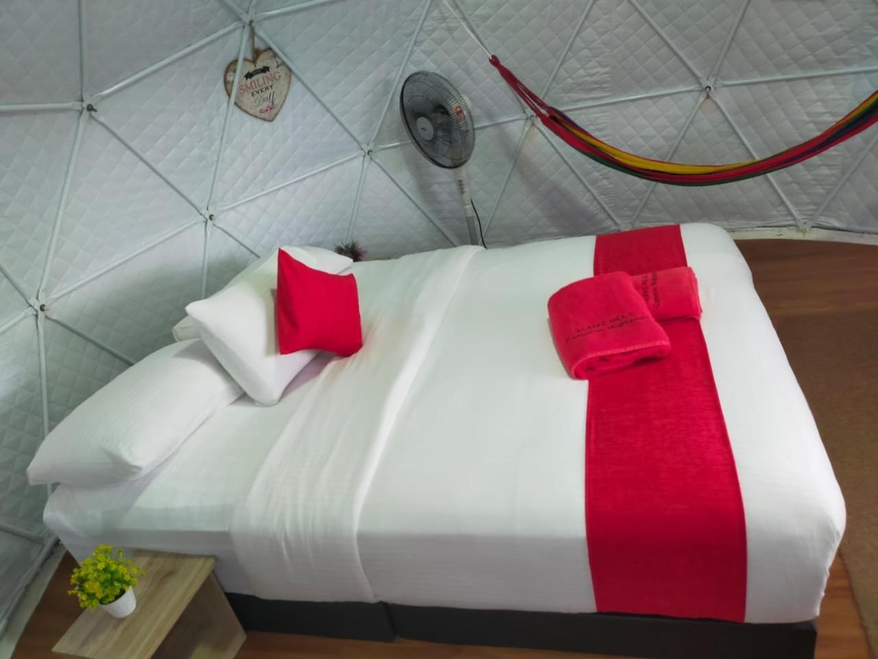 Hotel Glamz Hills Cameron Highlands Esterno foto